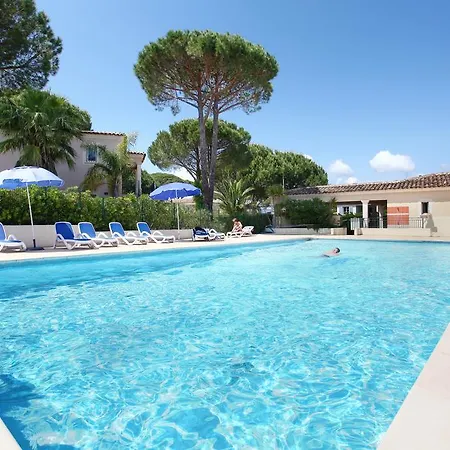 假日公园 Prestige Odalys Le Clos Bonaventure 圣特罗佩