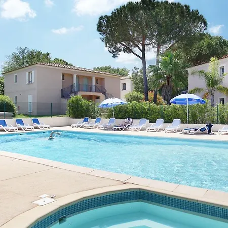 Prestige Odalys Le Clos Bonaventure سان تروبيه