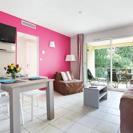 منتزه العطل Prestige Odalys Le Clos Bonaventure 3*